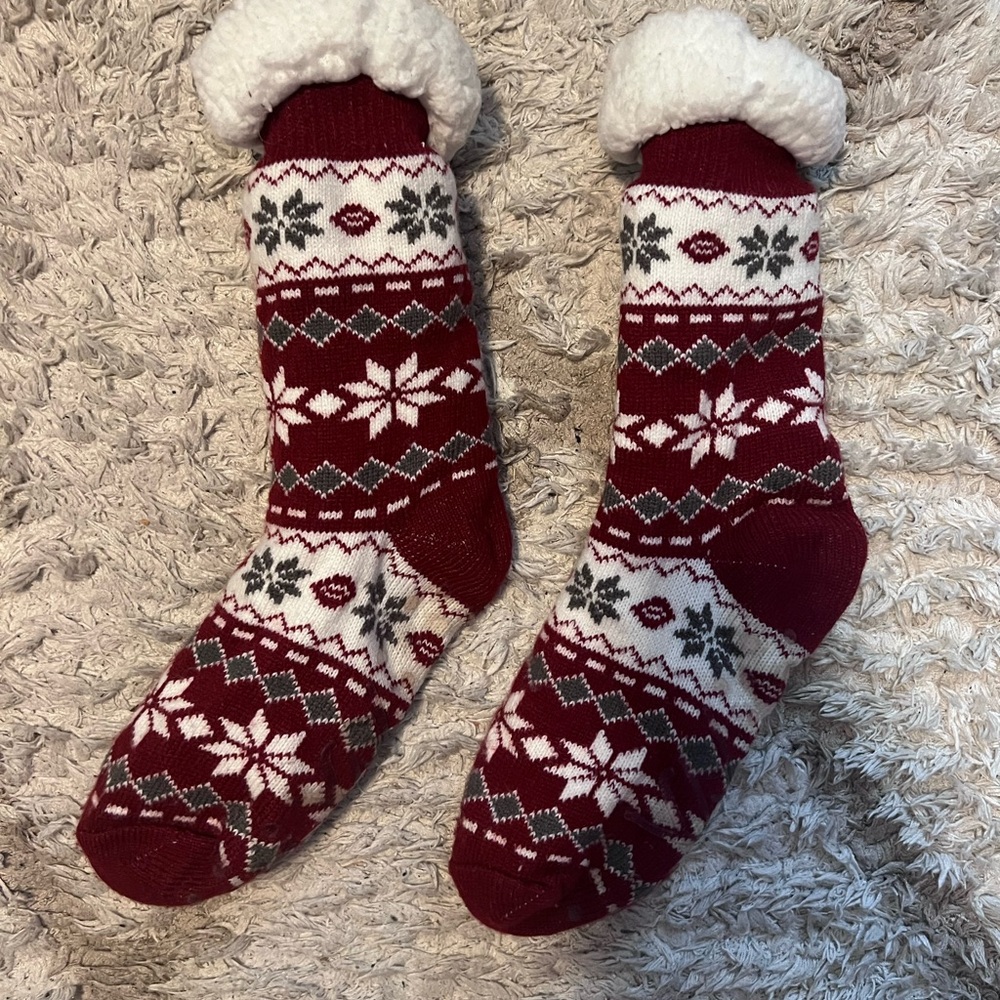 Red and White Snowflake Patterned Socks